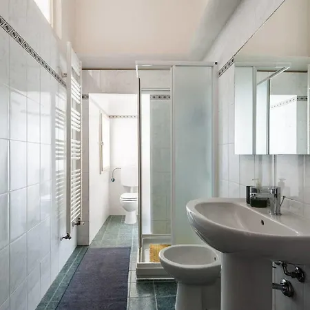 Inner City Apartment *